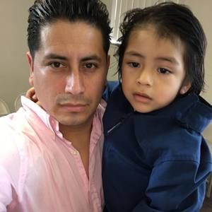 Meet your Posher, Cesar